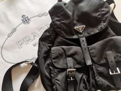 -PRADA普拉达(国际广场店)