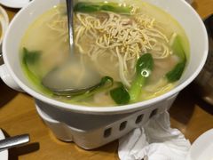 -乐忻皇朝(上海中心大厦店)