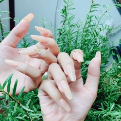 -柴小姐美睫美甲
