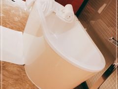 -三亚湾海居铂尔曼度假酒店