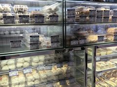 -白玉兰食品甜凤店(合生汇店)