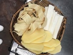 -楠柏弯休闲山庄(梨花溪店)