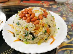 摩挲炒饭-泸沽肴(泸沽湖大洛水村农村信用社旁店)