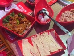 -季季红火锅(丰城洪客隆店)