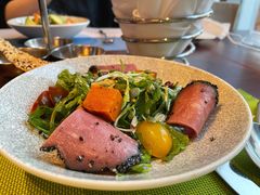 -香格里拉鱼跃地中海西餐厅·牛排披萨