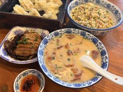-张家巷美食(南浔店)