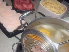 -宴全牛粤来越牛潮汕鲜牛肉火锅(海州万达广场店)