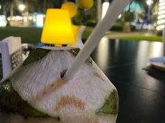 -三亚亚龙湾瑞吉酒店·宴悦Driftwood·游水海鲜·牛排·草坪·私人定制
