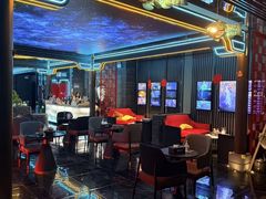 -屋有岛沉浸游戏旗舰店(中山公园店)