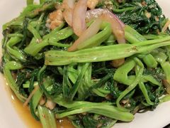 马拉盏炒通菜-大头虾越式风味餐厅(光明广场店)