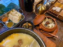 -银米·云南传统过桥米线(双廊黑金冠店)