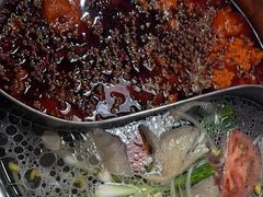 -岗上渣渣老火锅(两路口店)