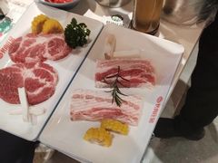 -韩香福烤肉庄园(文化西路店)