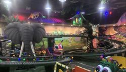 -菲菲羊乐园(临平银泰城店)