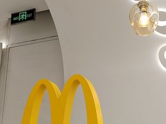 -麦当劳(徐汇漕溪北路百脑汇店)