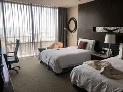 -青岛海尔洲际酒店