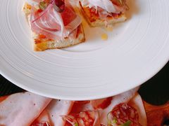 -wineapp葡萄酒餐吧(外滩金融中心店)
