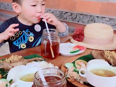 -Pundi Pundi Restaurant