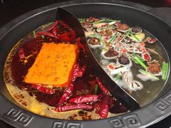 -宽板凳老灶火锅(外馆斜街店)