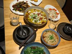 -十三式重庆江湖菜(金茂览秀城店)