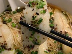 -港丽餐厅(高德置地店)