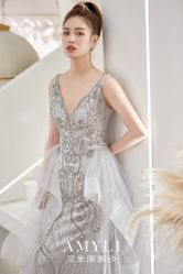-艾米丽婚纱礼服