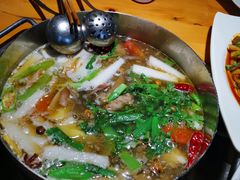 -大众跷脚牛肉馆·非遗传承单位(峨眉山店)