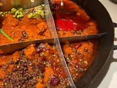 -岗上渣渣老火锅(两路口店)