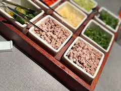 -左庭右院鲜牛肉火锅黑金店(陆家嘴中心店)