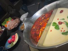 -湊湊火锅·茶憩(打浦桥日月光店)