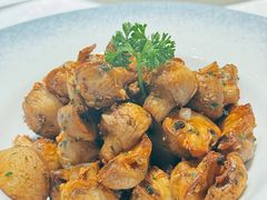 黄油煎蘑菇-俄士厨房(环球港店)