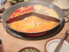 -巴卤社老火锅(财富店)