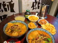 -粉家柳州螺蛳粉(杨宅路店)