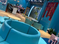 -Swim斯卫姆国际儿童游泳中心(红博中央公园店)
