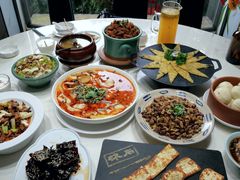 -怡得饭庄·30年老店·宋大妈昆明菜