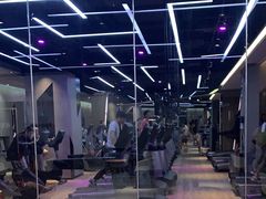 -威克健身游泳(万菱汇店)