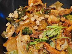 -醉人椒麻辣香锅(王府井喜悦店)