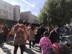 -秦皇岛市西港路小学