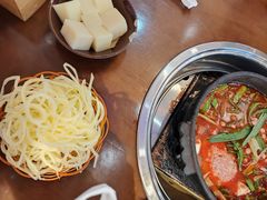 -黔有有贵州酸汤夺夺粉火锅(五味十字店)