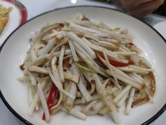 白水芹炒豆腐丝-小实惠嘉(威海路店)