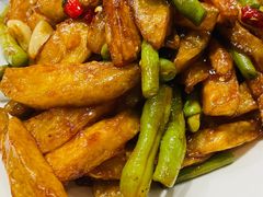 茄子烧豆角-味窑餐厅