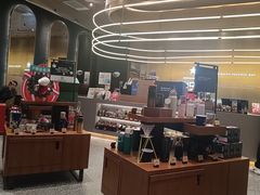 -星巴克臻选(上海虹桥新天地三店)