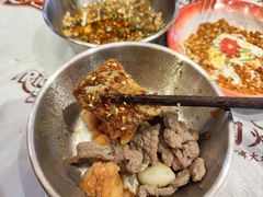 -大芊金重庆串串火锅(南京路店)