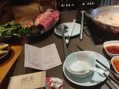 -捞王锅物料理(上海世茂广场店)