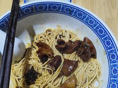 -沪西老弄堂面馆(定西路店)