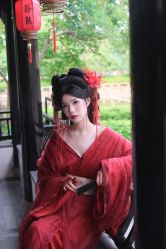 -一揽芳华汉服旗袍体验馆(拙政园店)