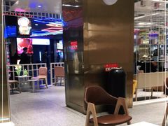 -奈雪的茶(湖滨银泰in77C区PRO店)