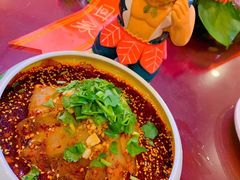 -鑫巴蜀小镇 · 水煮鱼专研店(玉桥店)