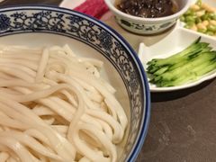 炸酱面（小碗）-北平楼·烤鸭·北京菜(牡丹园店)