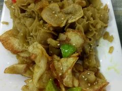 -天天向上素食餐厅(五台山店)